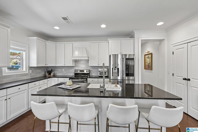 5160 CRUISE STREET, Trussville, AL 35173