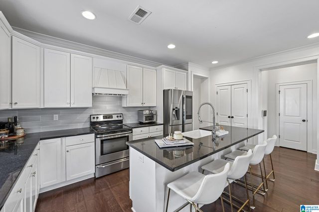 5160 CRUISE STREET, Trussville, AL 35173