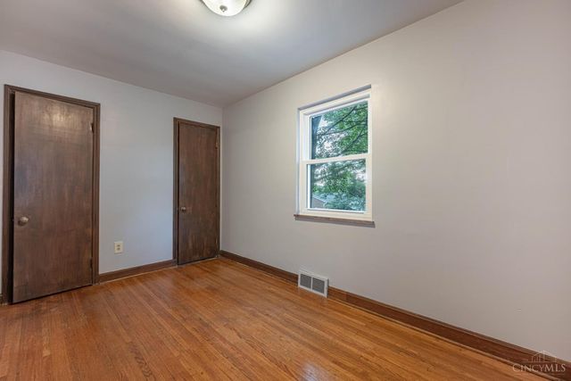 26 Red Bud, Middletown, OH 45042