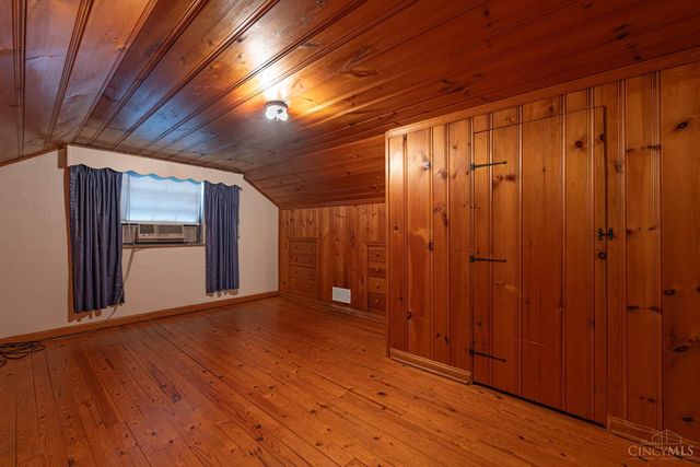 26 Red Bud, Middletown, OH 45042