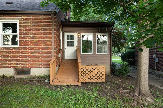 26 Red Bud, Middletown, OH 45042