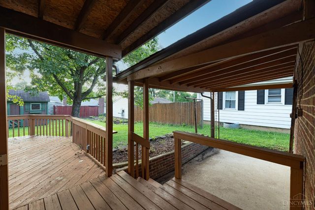 26 Red Bud, Middletown, OH 45042