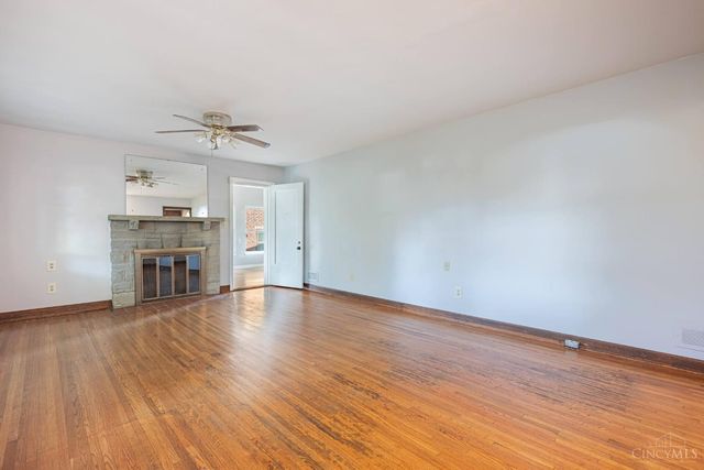26 Red Bud, Middletown, OH 45042
