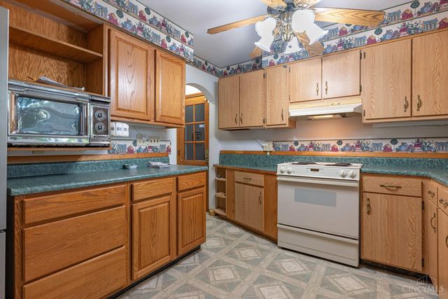 26 Red Bud, Middletown, OH 45042