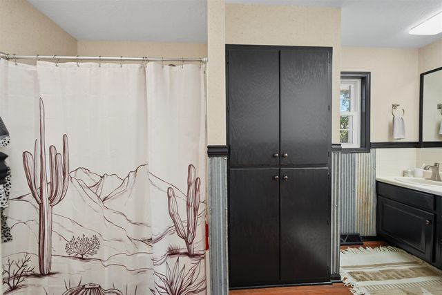 1707 Coronado Rd, Bennington, KS 67422