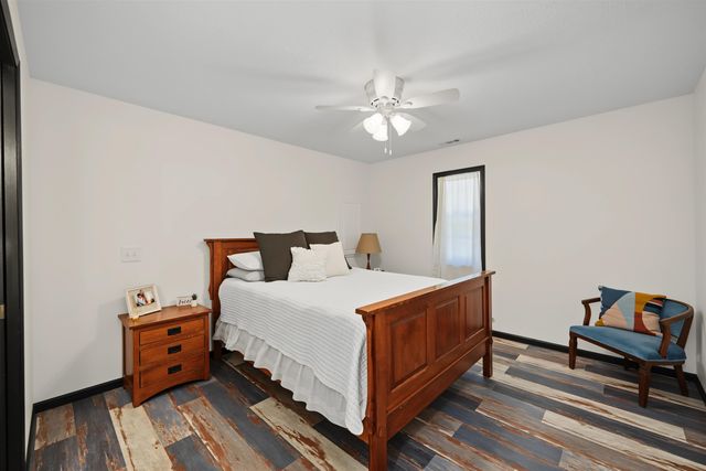 1707 Coronado Rd, Bennington, KS 67422