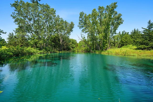 1707 Coronado Rd, Bennington, KS 67422