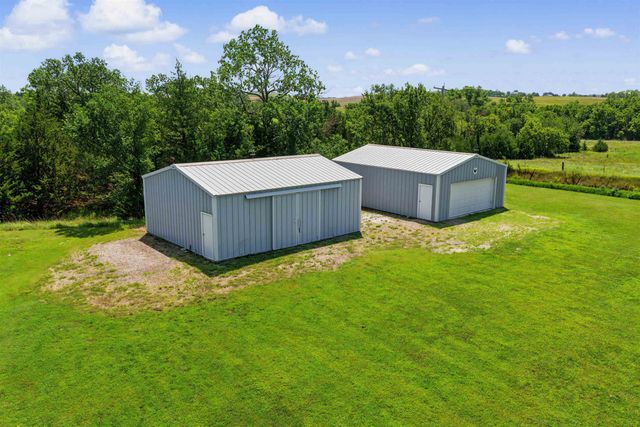 1707 Coronado Rd, Bennington, KS 67422