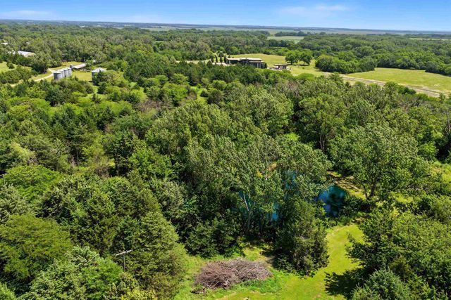 1707 Coronado Rd, Bennington, KS 67422