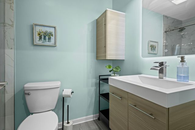 4510 S Greenwood Avenue 2, Chicago, IL 60653