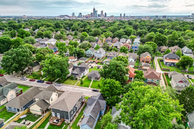 822 N Beville Avenue, Indianapolis, IN 46201