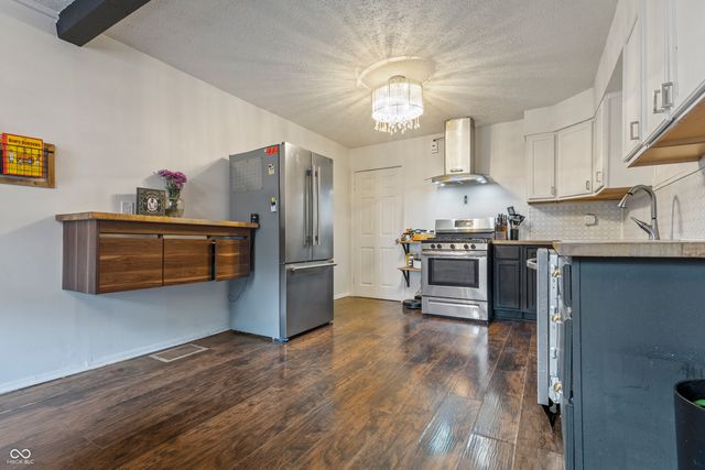 822 N Beville Avenue, Indianapolis, IN 46201