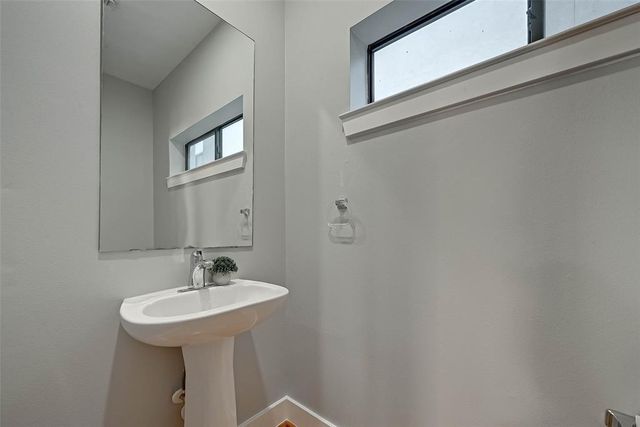 2336 Jackson Street, Houston, TX 77004