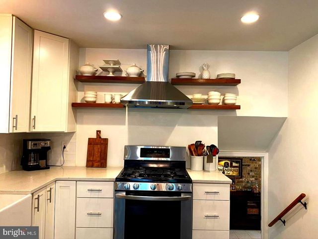 7427 GRACE ST, Springfield, VA 22150