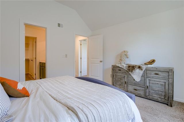 17909 Manor Street, Overland Park, KS 66085