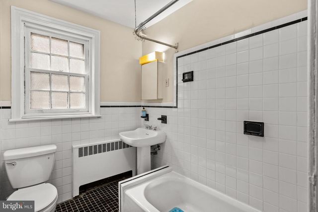 2208 RITTENHOUSE SQ, Philadelphia, PA 19103