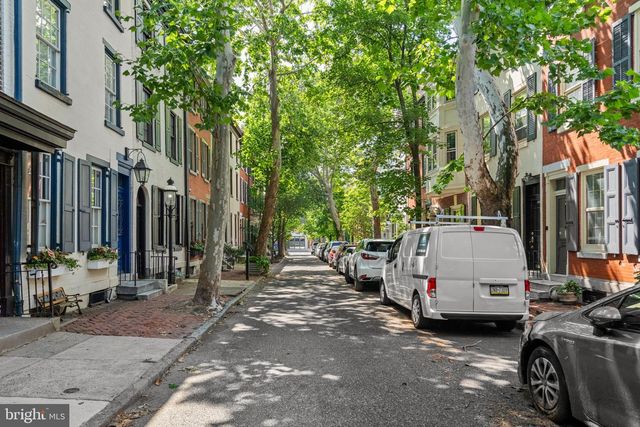 2208 RITTENHOUSE SQ, Philadelphia, PA 19103