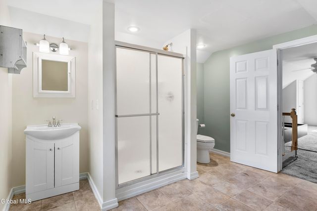 16 John David Lane, Albany, NY 12208