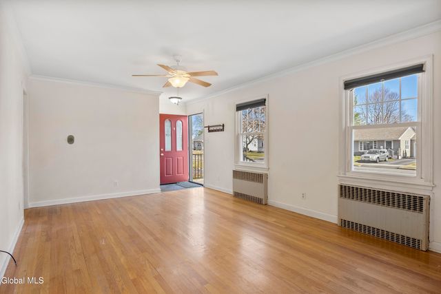 16 John David Lane, Albany, NY 12208