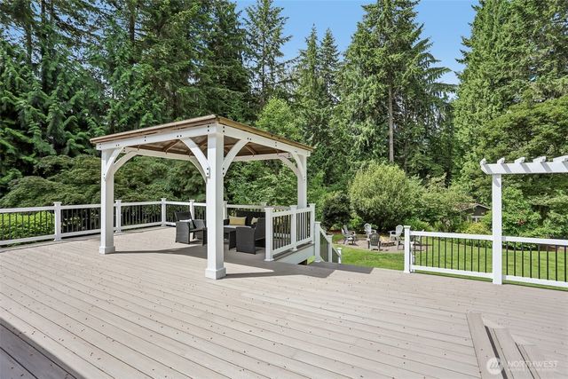 7514 Maltby Road, Woodinville, WA 98072