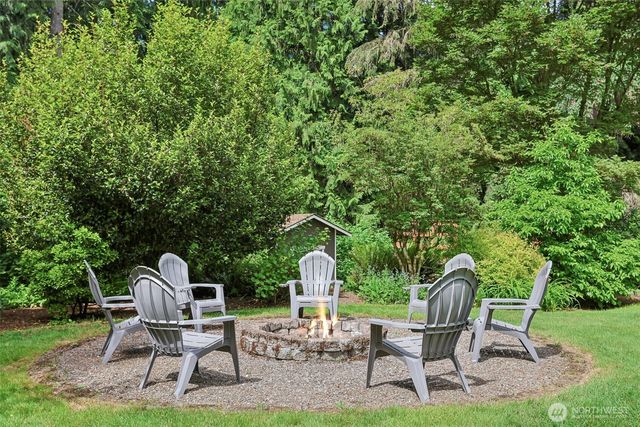 7514 Maltby Road, Woodinville, WA 98072
