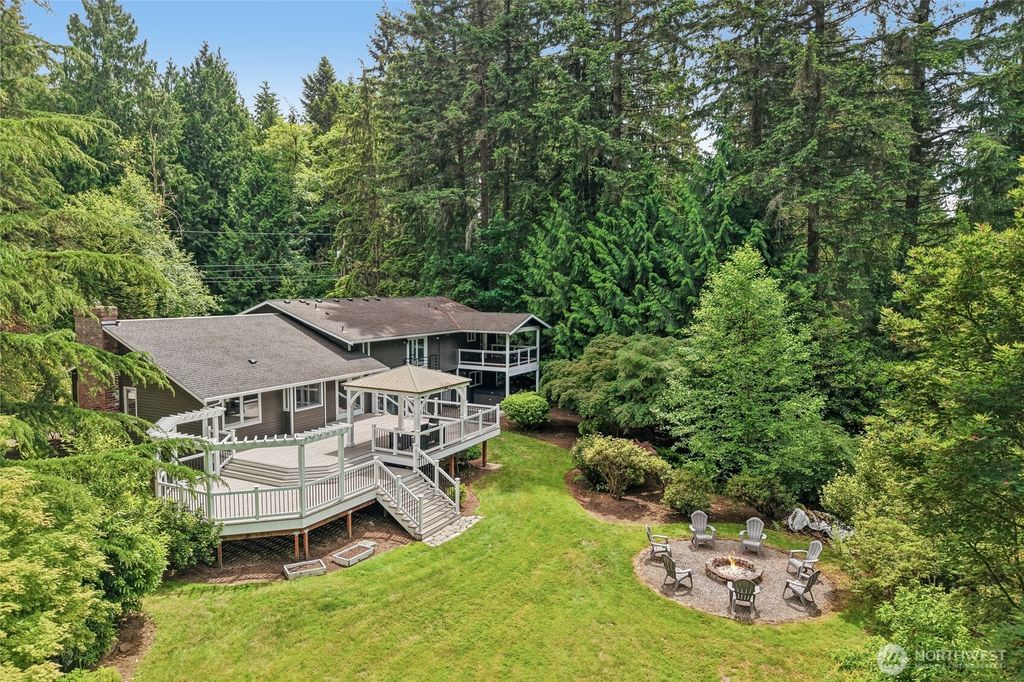 7514 Maltby Road, Woodinville, WA 98072