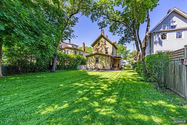 87 West Passaic Avenue, Rutherford, NJ 07070