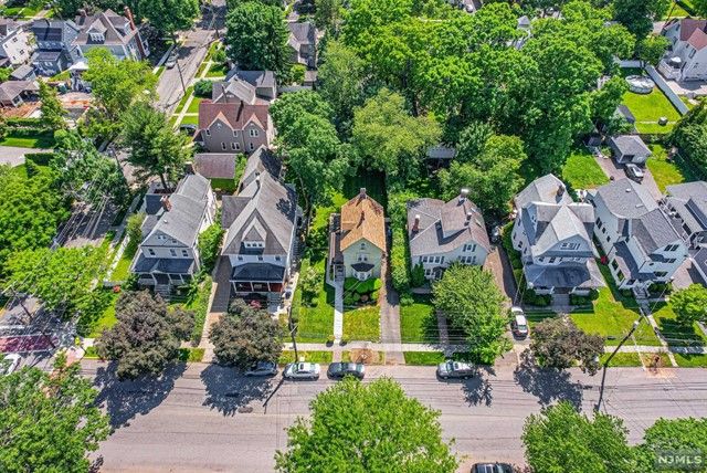 87 West Passaic Avenue, Rutherford, NJ 07070