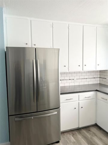 411 Elaine Street, La Marque, TX 77568