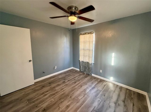 411 Elaine Street, La Marque, TX 77568