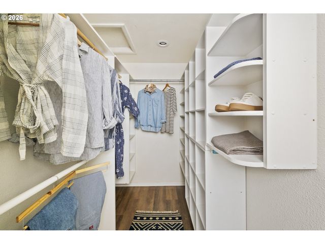 231 Ne 90TH Ave, Portland, OR 97220