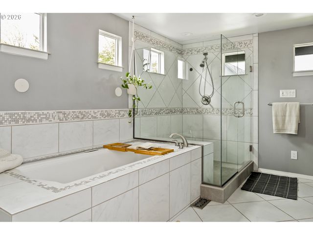 231 Ne 90TH Ave, Portland, OR 97220