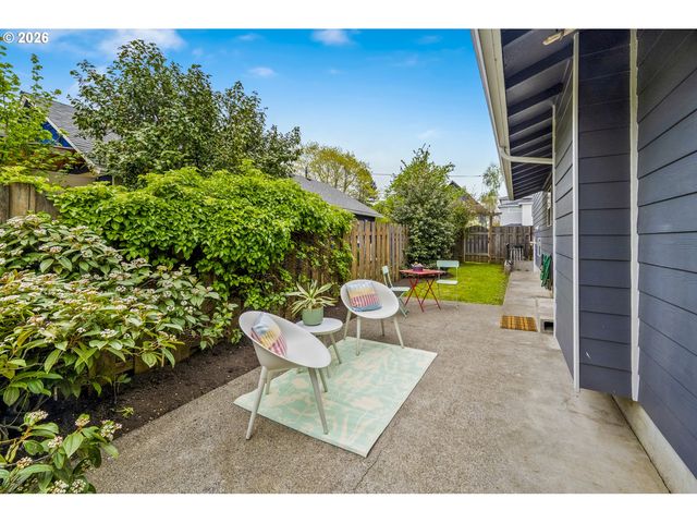 231 Ne 90TH Ave, Portland, OR 97220