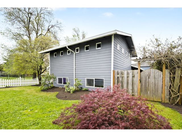 231 Ne 90TH Ave, Portland, OR 97220