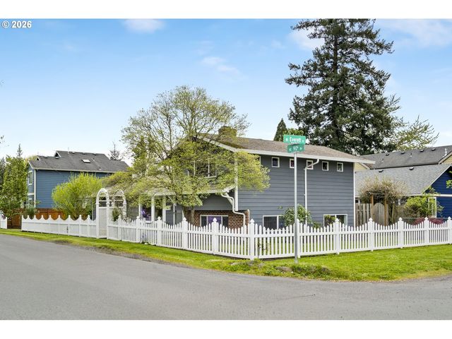 231 Ne 90TH Ave, Portland, OR 97220