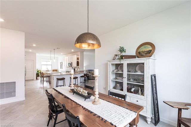 3413 Nombella CT, Fort Myers, FL 33905