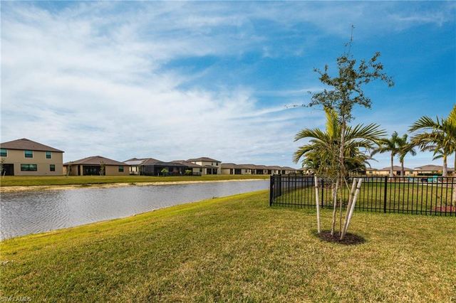 3413 Nombella CT, Fort Myers, FL 33905