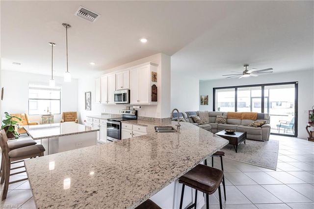 3413 Nombella CT, Fort Myers, FL 33905