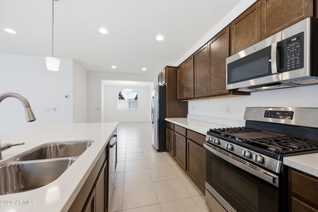3810 N 101st Drive, Avondale, AZ 85392