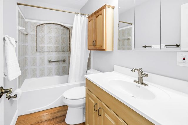 743 41ST AVENUE NE, St Petersburg, FL 33703