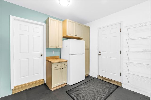 743 41ST AVENUE NE, St Petersburg, FL 33703