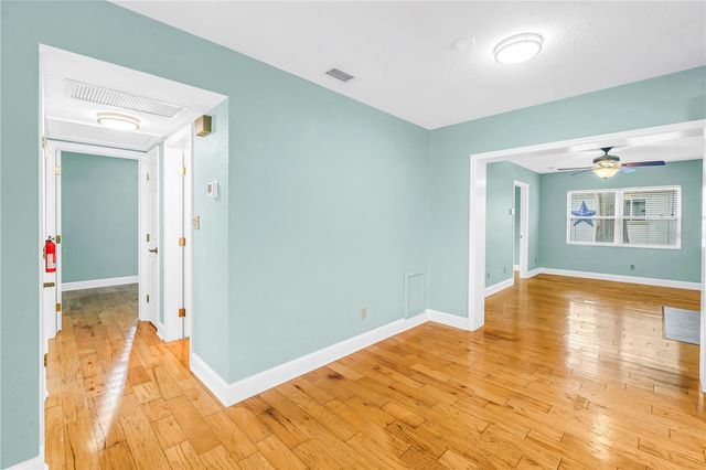 743 41ST AVENUE NE, St Petersburg, FL 33703