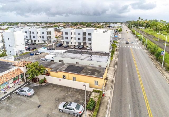 2230 Palm Ave, Hialeah, FL 33010