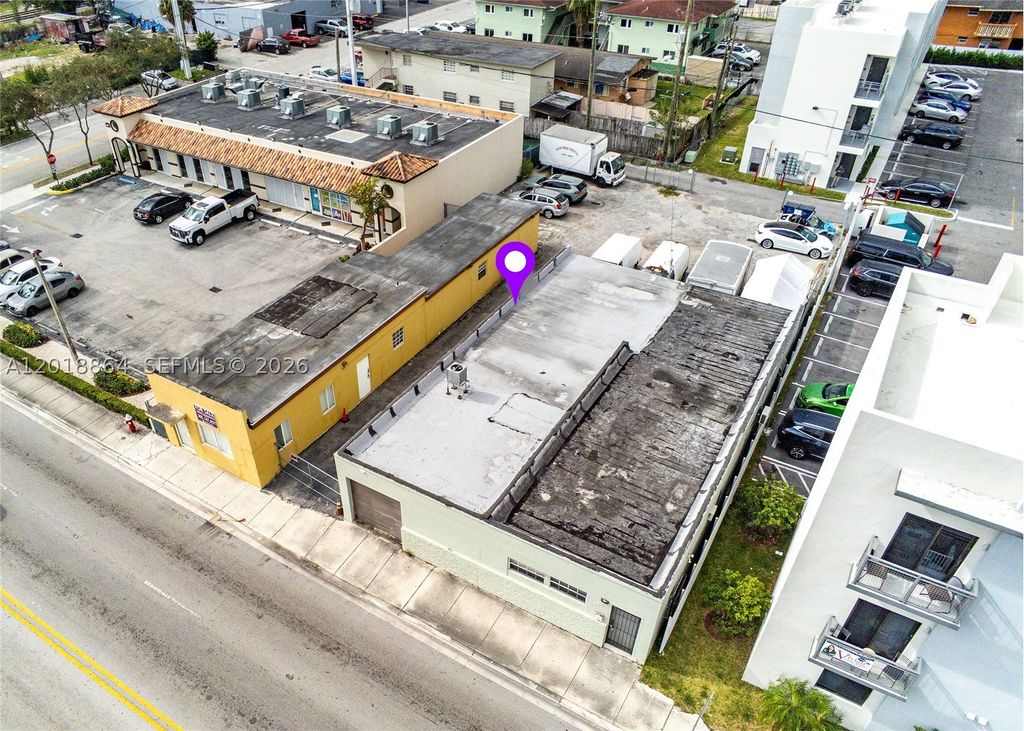 2230 Palm Ave, Hialeah, FL 33010