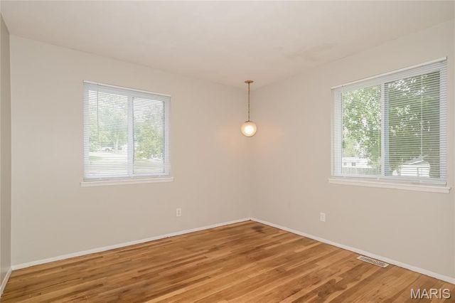 1215 Dawn Valley, Maryland Heights, MO 63043