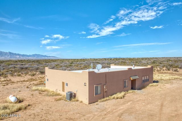 5520 N DESERT MOUNTAIN Trail, Bisbee, AZ 85603