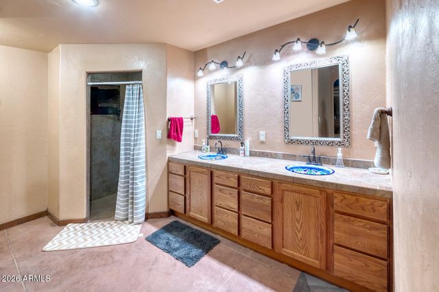 5520 N DESERT MOUNTAIN Trail, Bisbee, AZ 85603