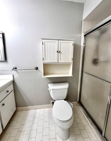 6125 Elsinore Cir, Green Acres, FL 33463