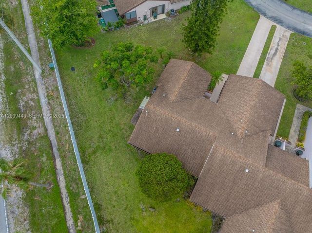 6125 Elsinore Cir, Green Acres, FL 33463