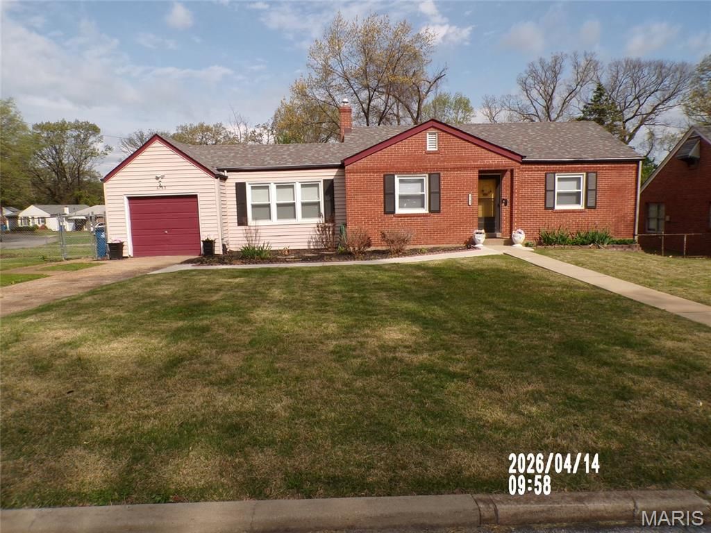 6783 Kenwood Drive, Northwoods, MO 63121